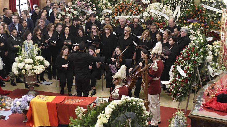 Una despedida sentida al alcalde de Murcia