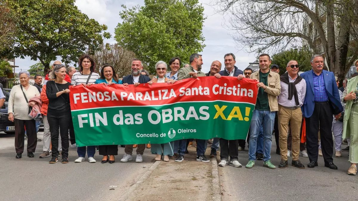Frente común en Oleiros contra el «abuso» y el «sobreprecio» de Fenosa en las obras