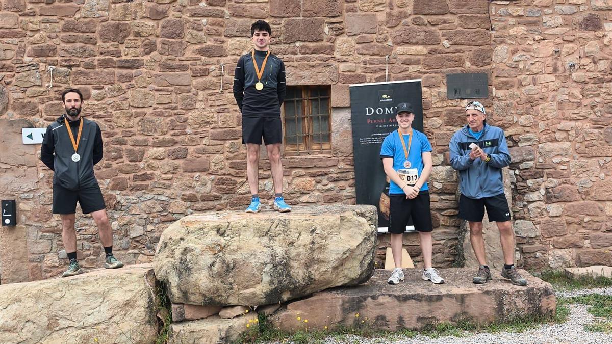 Una trentena de persones corren contra l’ELA a Moià en una cursa solidària vinculada al repte de la Ruta 66 Una trentena de persones corren contra l’ELA a Moià en una cursa solidària vinculada al repte de la Ruta 66