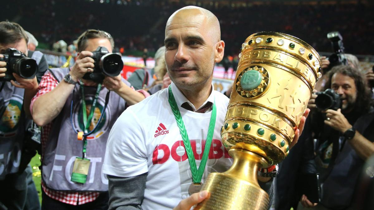 Pep celebra el título de la DFB Pokal tras vencer al Borussia Dortmund en la final de 2016
