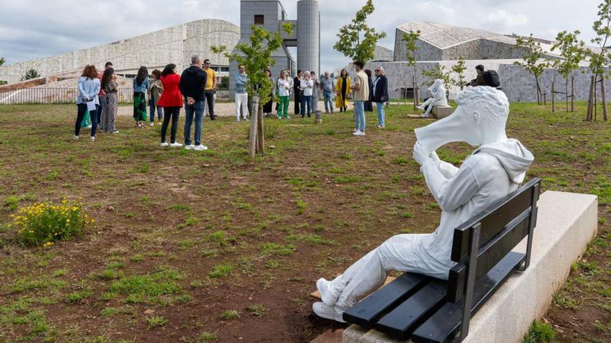 Los espacios verdes del Gaiás recuperan el poder de las brujas con Rebeca Lar