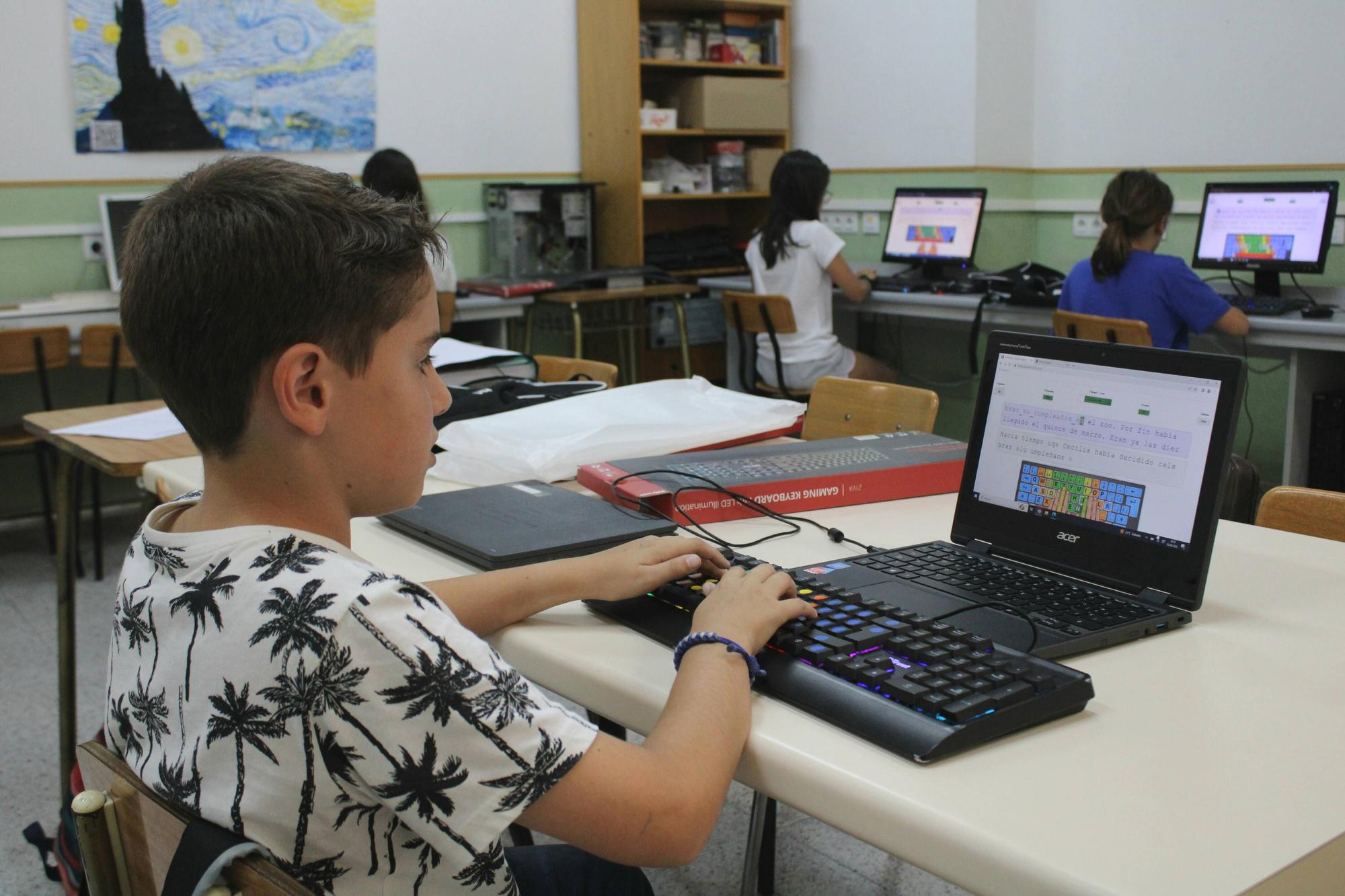 El torneo de escritura digital del colegio San Vicente de Gijón, en imágenes