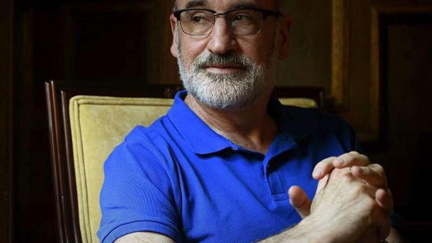 Fernando Aramburu, autor de &quot;Patria&quot;. // Efe