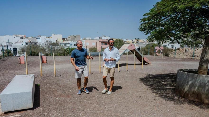 Mogán comienza la renovación de un parque canino en Arguineguín