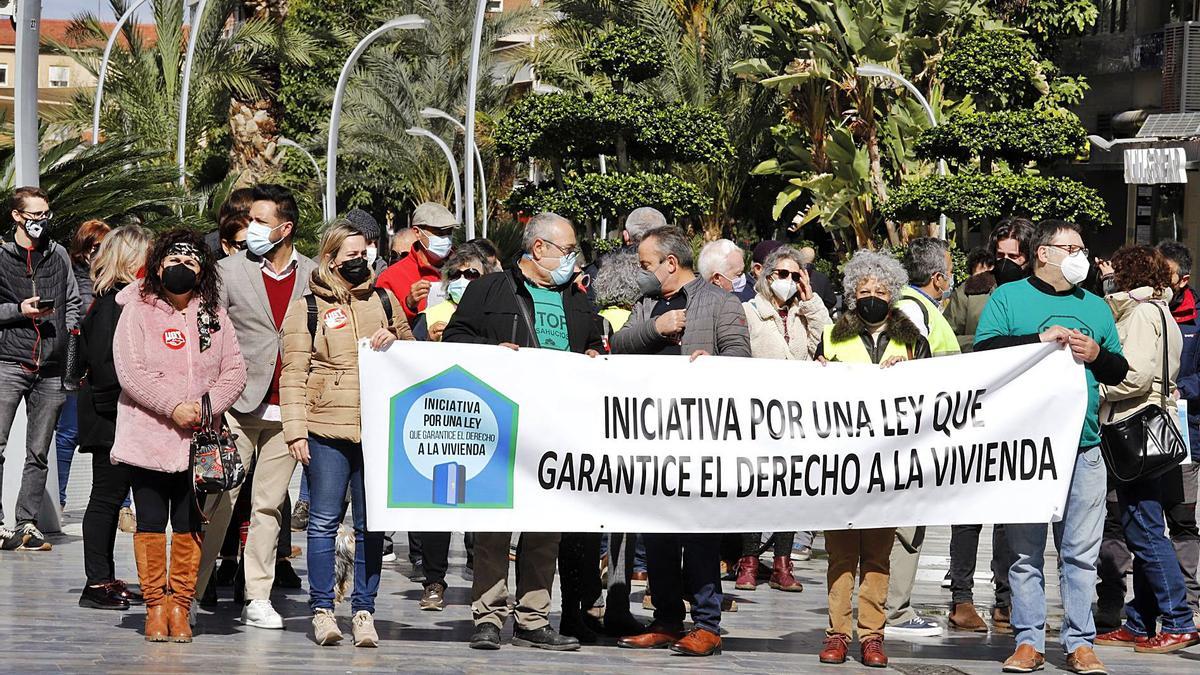 Manifestación en Murcia para pediruna Ley de Viviendadigna.