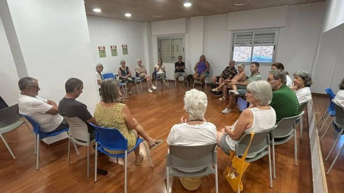 Imagen de la reunión del pasado 9 de julio en la que se constituyó la Plataforma.