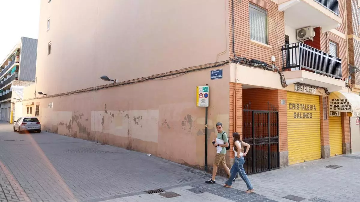 Bajos a 8000€ el metro cuadrado