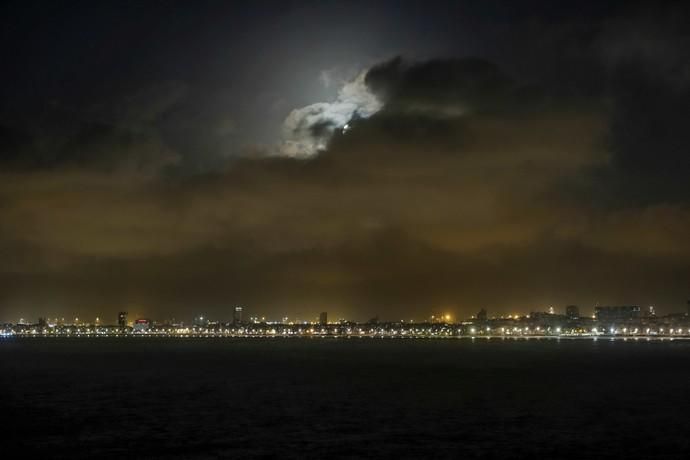 Las Palmas de Gran Canaria. Remolcadores de Odiel Towage, empresa filial del grupo alemán Fairplay, atracados en el Puerto de La Luz.  | 09/03/2020 | Fotógrafo: José Carlos Guerra