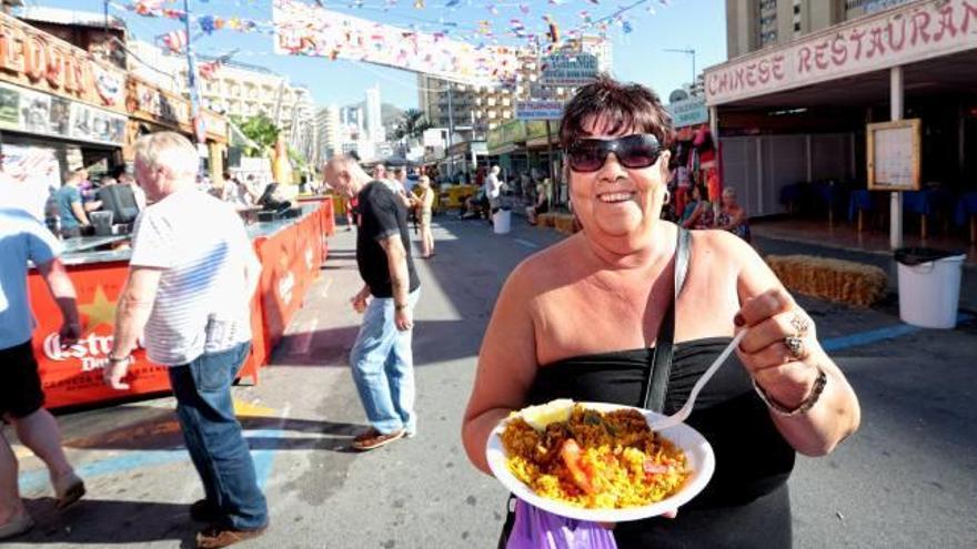 Una paella integradora para británicos