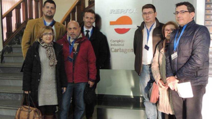 Repsol regala  18 ordenadores  y cuatro impresoras  para la Fapa