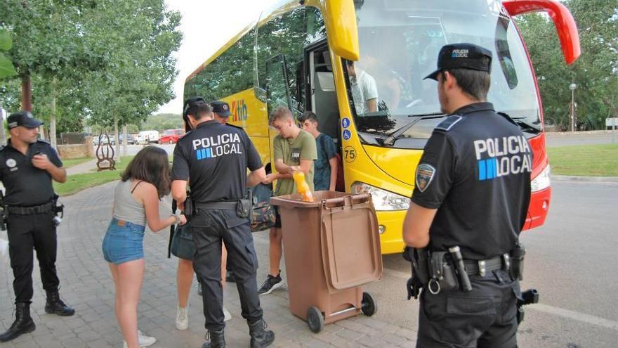 Más de 2.000 asistentes a la verbena de Biniali a pesar de las restricciones