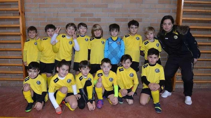 Equipo de las ED de Poio categoría prebenjamín. // G. Santos