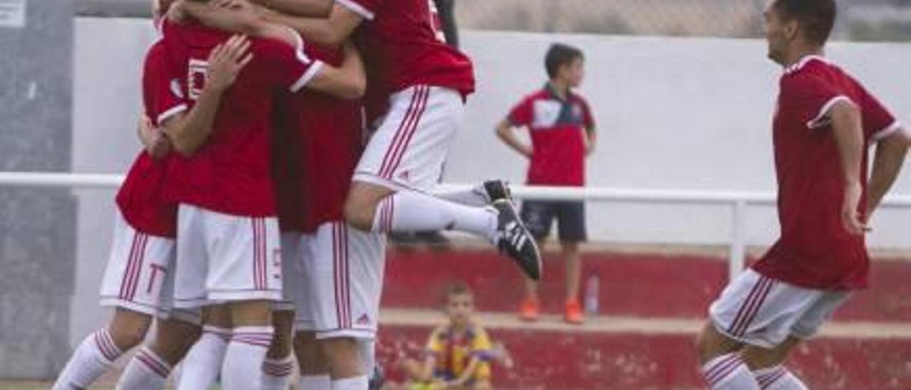 El Benigànim logra su primer triunfo con un gran final de partido