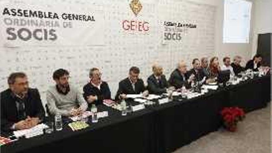 Els socis del GEiEG van aprovar la gestió de la junta directiva.