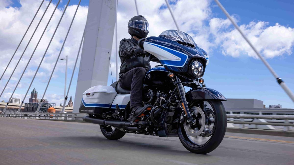 Harley-Davidson Street Glide Special Arctic Blast: exclusiva edición limitada a 500 unidades