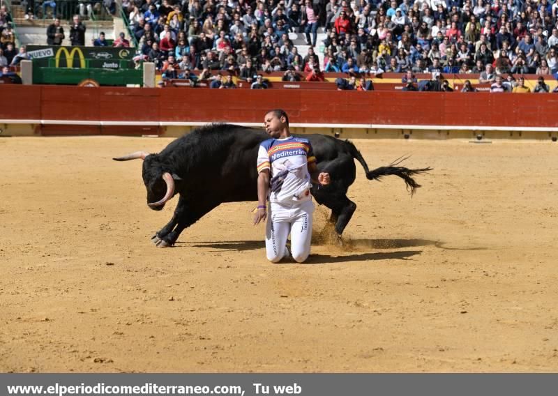 Los recortadores llenan la plaza de Castellón