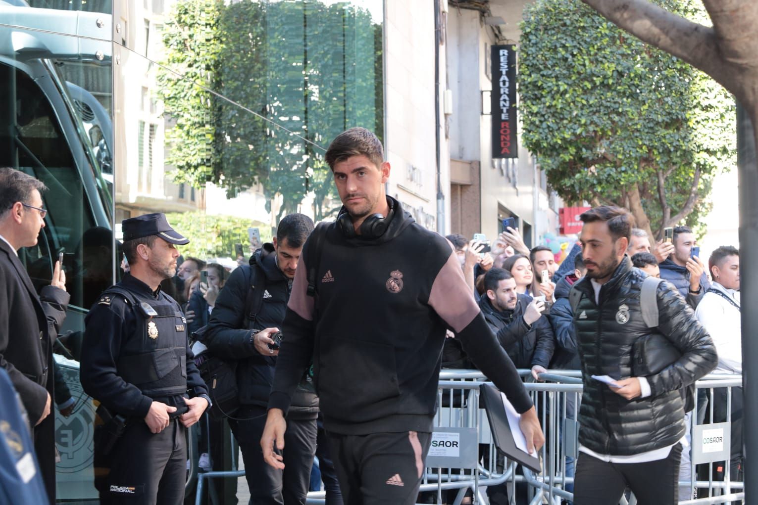 La llegada de las 'estrellas' del Real Madrid a Castellón