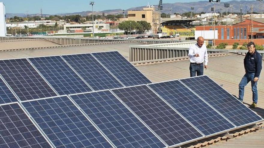 Vila-real licita por 2,45 millones la energía limpia para sus sedes