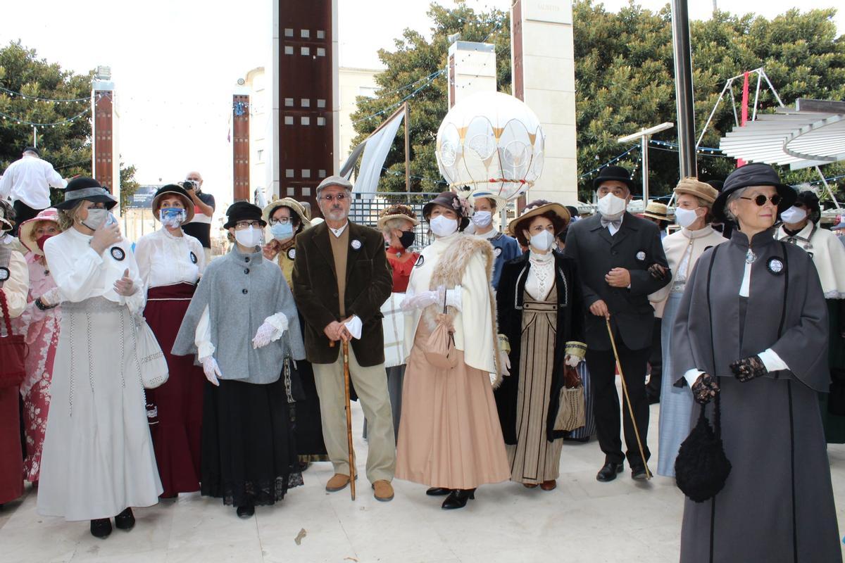 Escenas de la quinta edición de la Feria Modernista de Novelda.