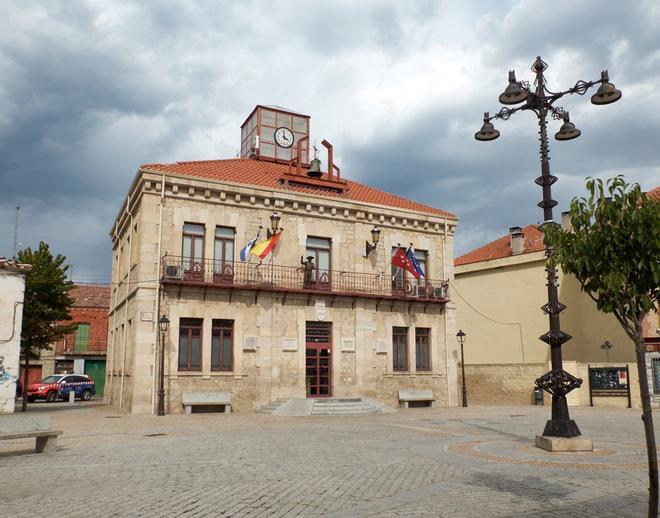 Ayuntamiento de Guadalix de la Sierra balcones