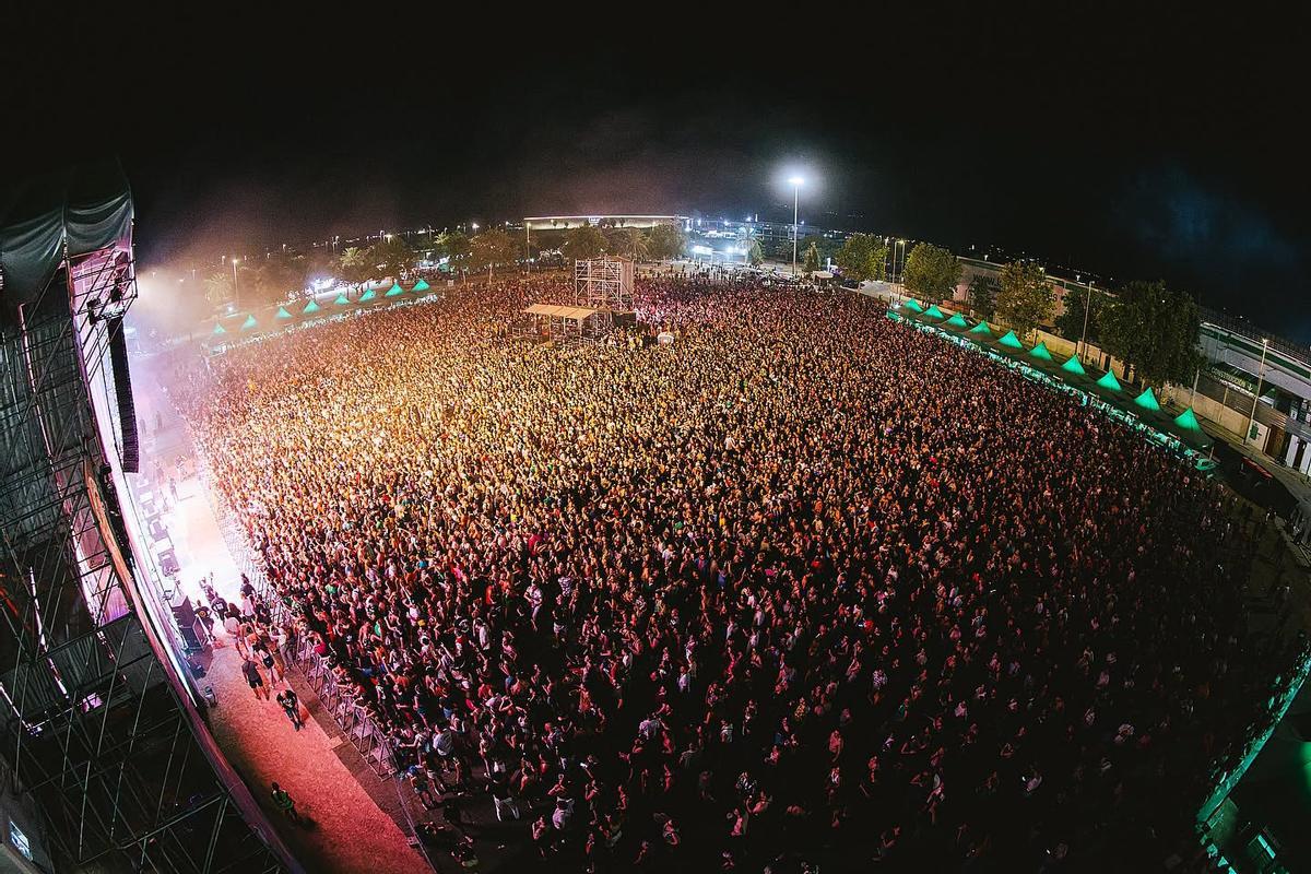 Vista del recinto de conciertos la noche del sábado.