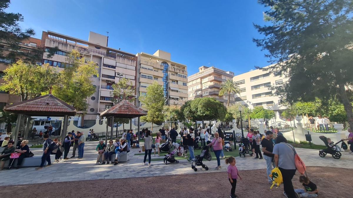El Jardín de la Música de Elda se ha reabierto este jueves siete años después