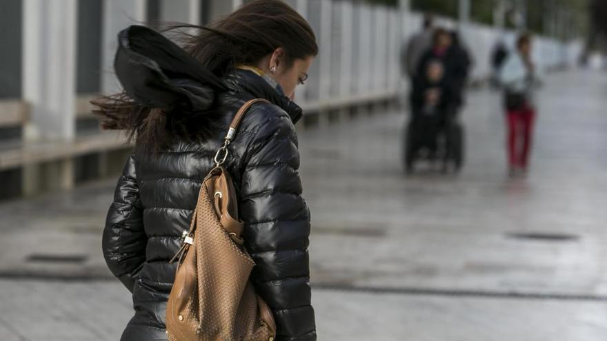 La borrasca &quot;Flora&quot; deja rachas de viento de más de 100 km/hora en Alcoy y Elche