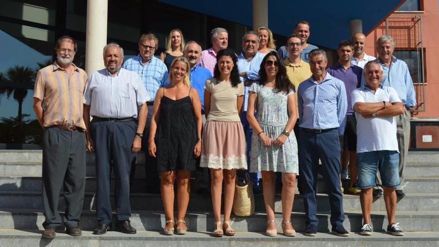 Representantes municipales y turísticos, ayer en el auditorio de Sa Màniga.