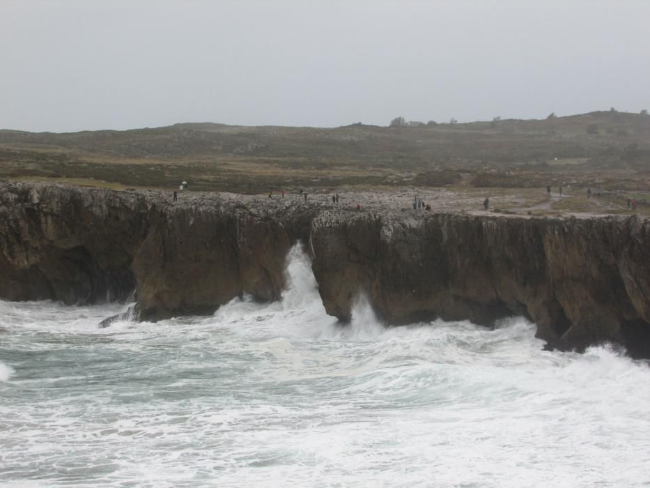 Temporal de viento en Llanes, sábado 4 de febrero