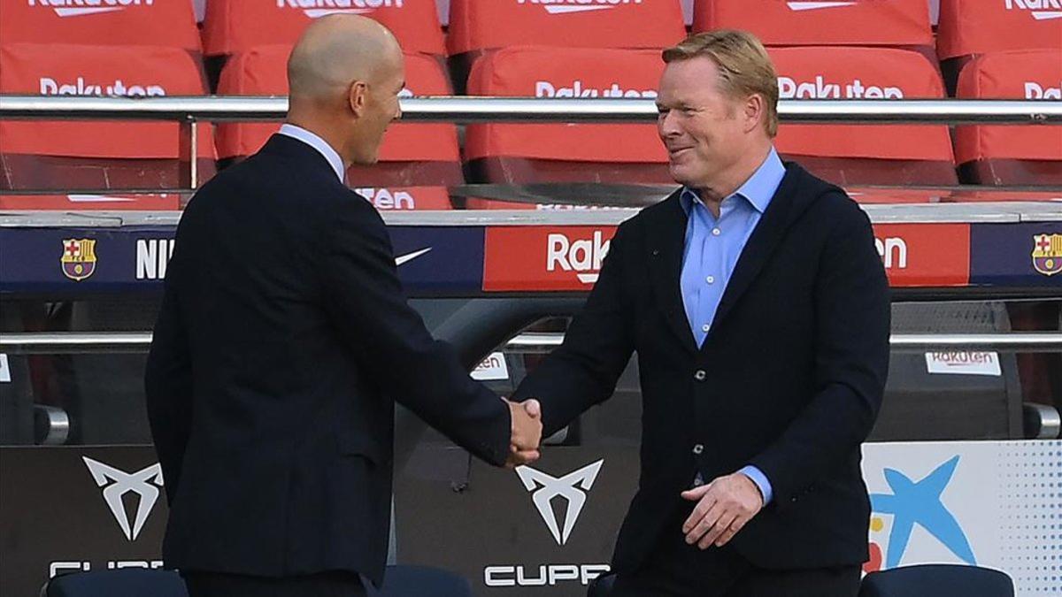 Koeman saluda a Zidane antes del partido