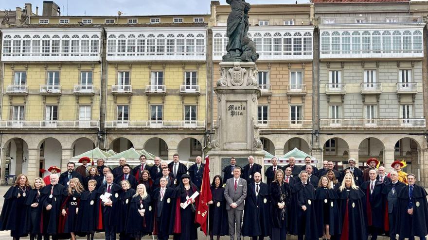 La Orden de Caballeros de María Pita suma 11 integrantes | LA OPINIÓN