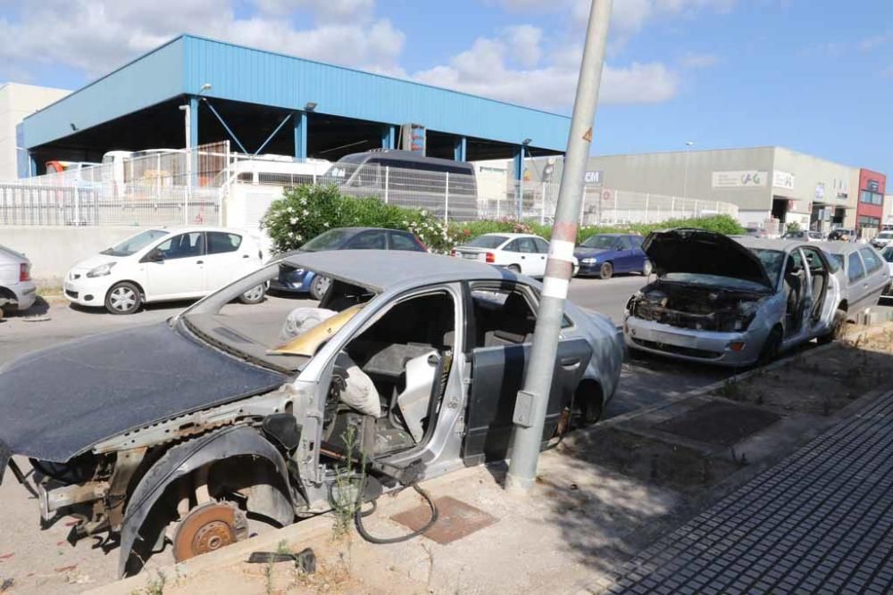 Pasan los años y el polígono de Montecristo, en Sant Antoni, sigue funcionando como un vertedero sin control