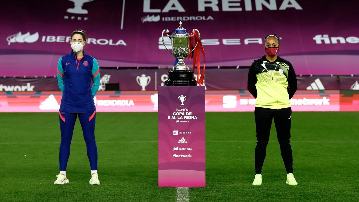 Así han posado las capitanas de Barça y Logroño en la previa de la Copa de la reina