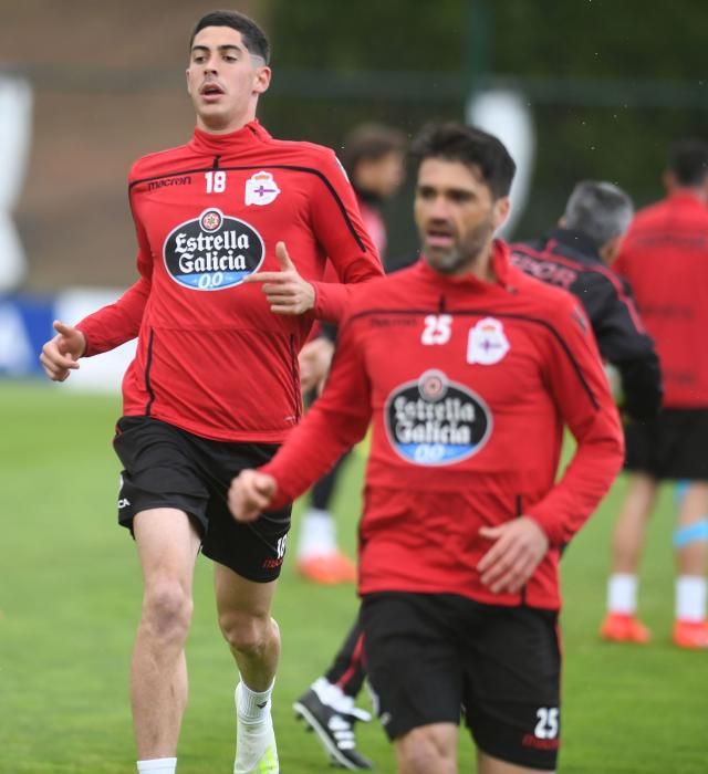 El nuevo técnico blanquiazul se pone al frente del equipo. El segundo entrenador Fabián Rivero y el preparador físico Moisés del Hoyo se unen junto a Martí al cuerpo técnico del primer equipo.