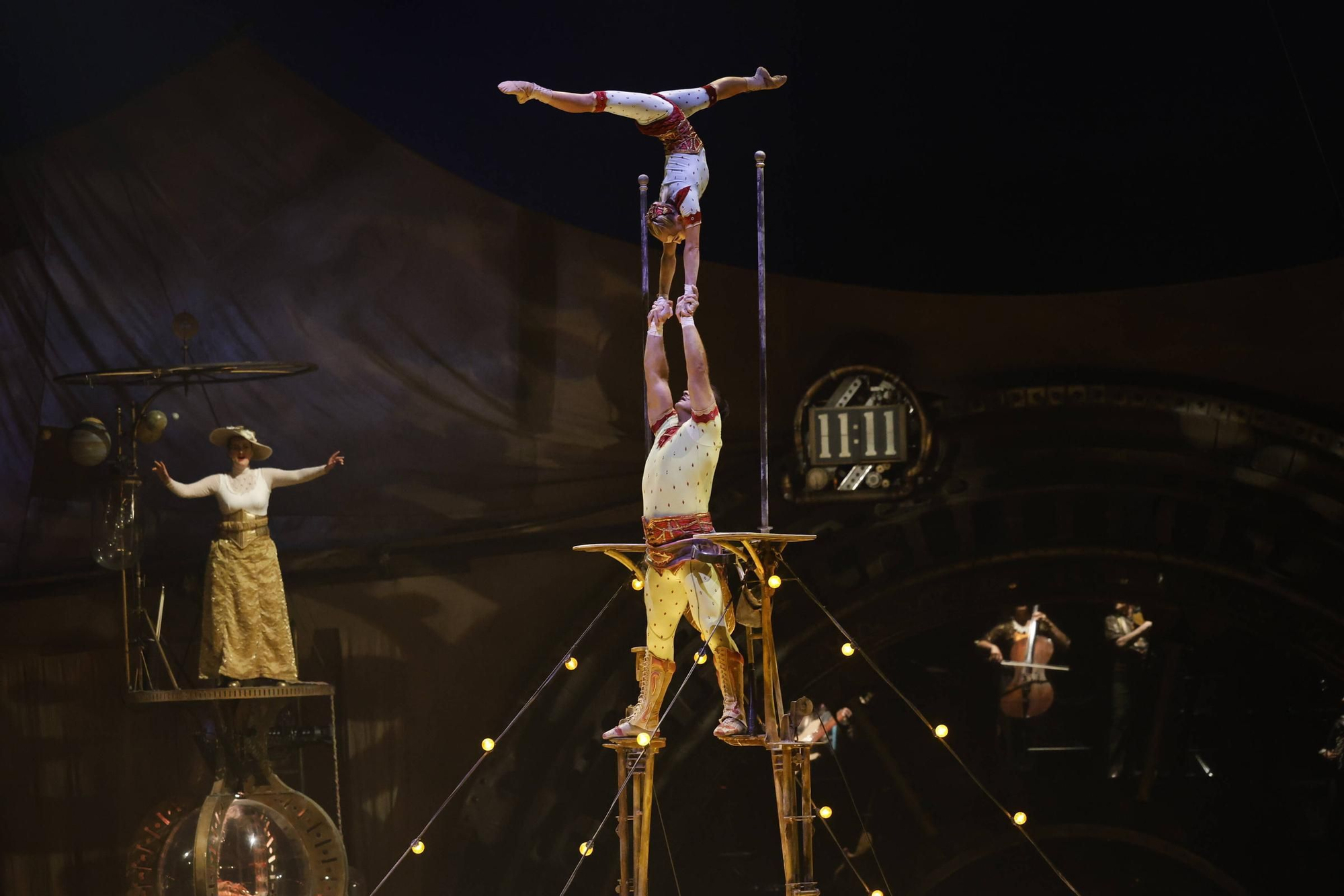 EN IMÁGENES: Acrobacias de todos los colores en el Circo del Sol, se estreno en Gijón