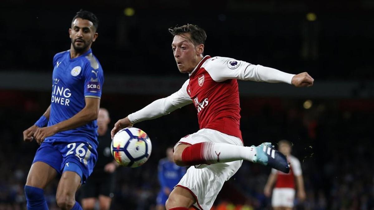 Mesut Özil quiere dejar el Arsenal y fichar por el Manchester United