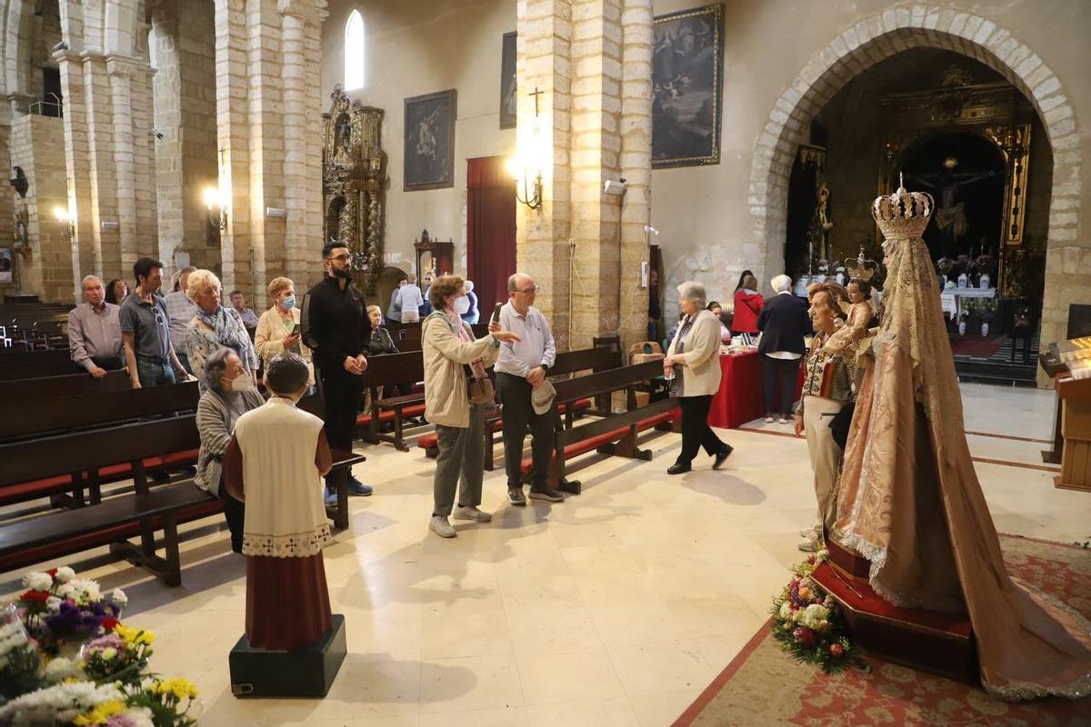 Besamanos en San Lorenzo a primera de hora de la tarde.