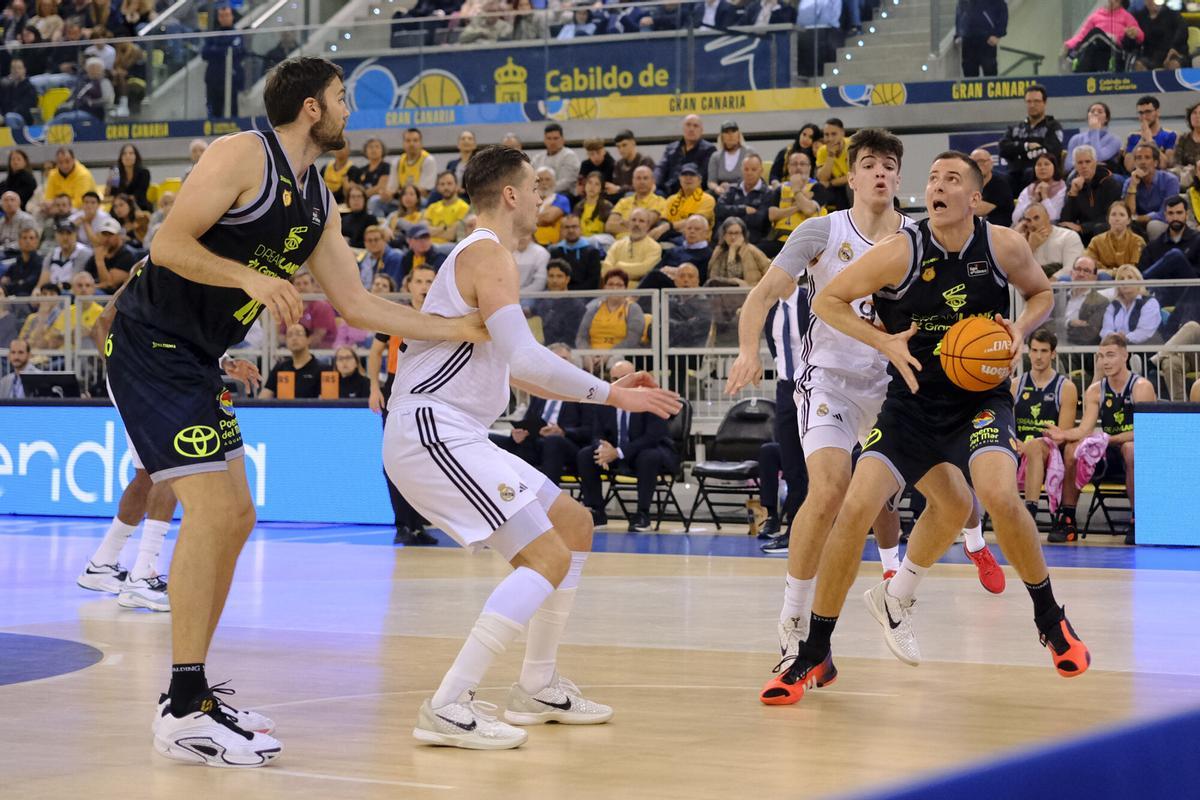 Baloncesto: Granca-Real Madrid | 02/03/2025  | 02/03/2025 | Fotógrafo: José Carlos Guerra