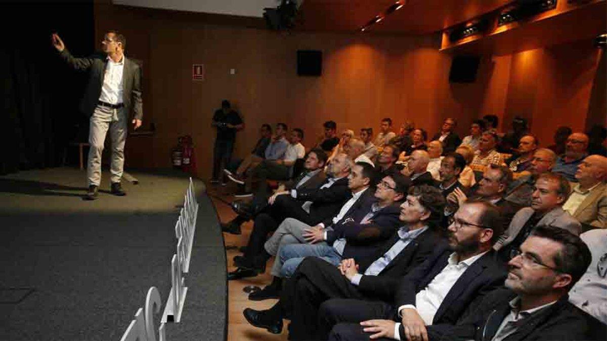 Sergi Parés, presentando el proyecto a socios y accionistas