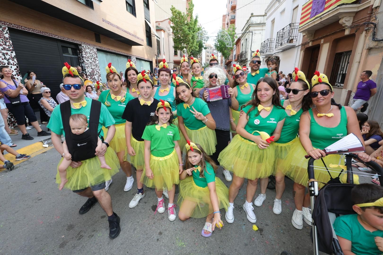 Galería | El Grau disfruta de su desfile de peñas