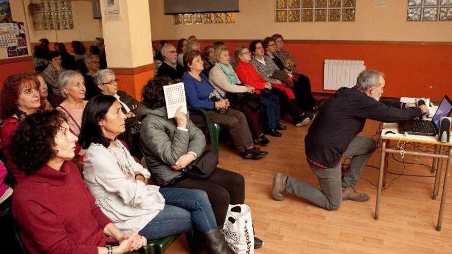 Charla contra el machismo en El Polígono