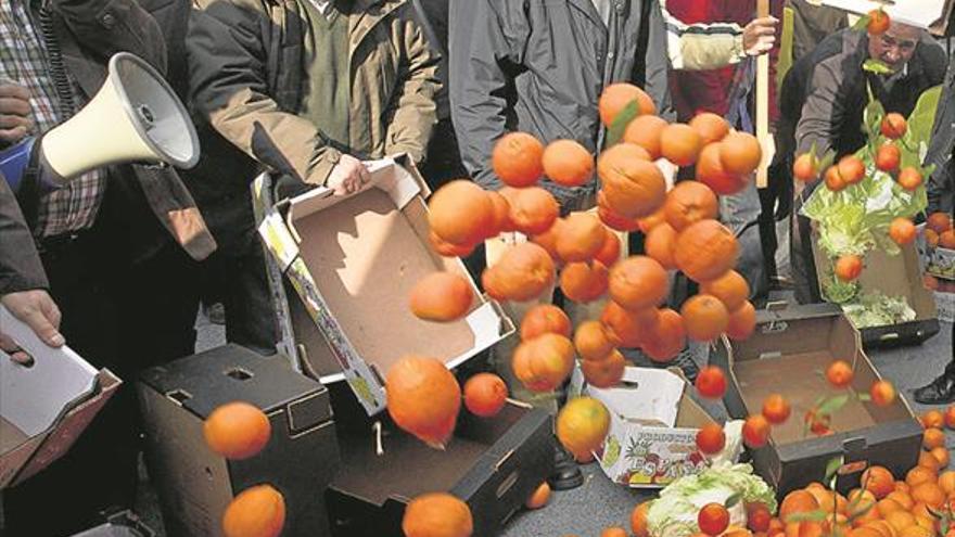 La Unió denuncia la llegada masiva de naranja procedente de Sudáfrica