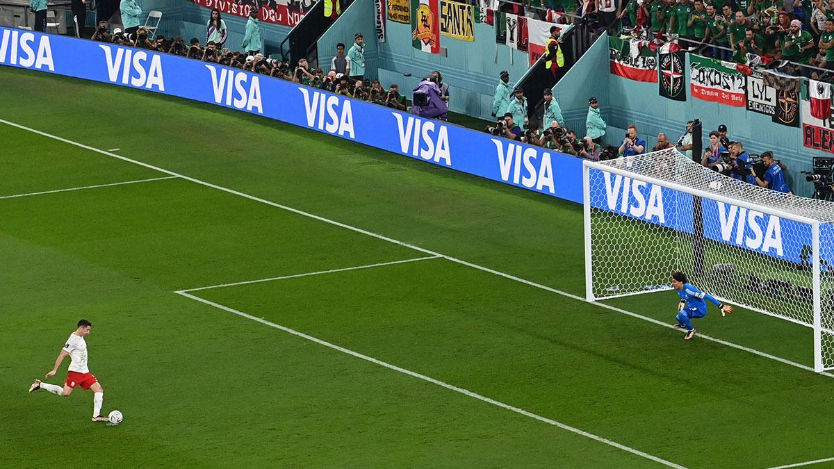 México - Polonia | El penalti fallado de Lewandowski