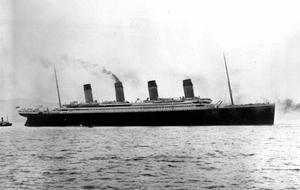 ElTitanicsale del puerto británico de Southampton, el 10 de abril de 1912.