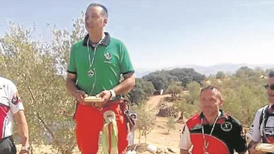 Andrés Arroyo, campeón andaluz de tiro con arco en recorrido de bosque 3d