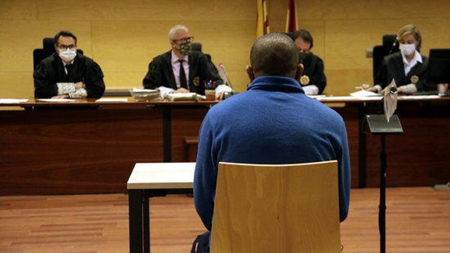 L&#039;acusat de violar i apunyalar l&#039;exparella a Figueres