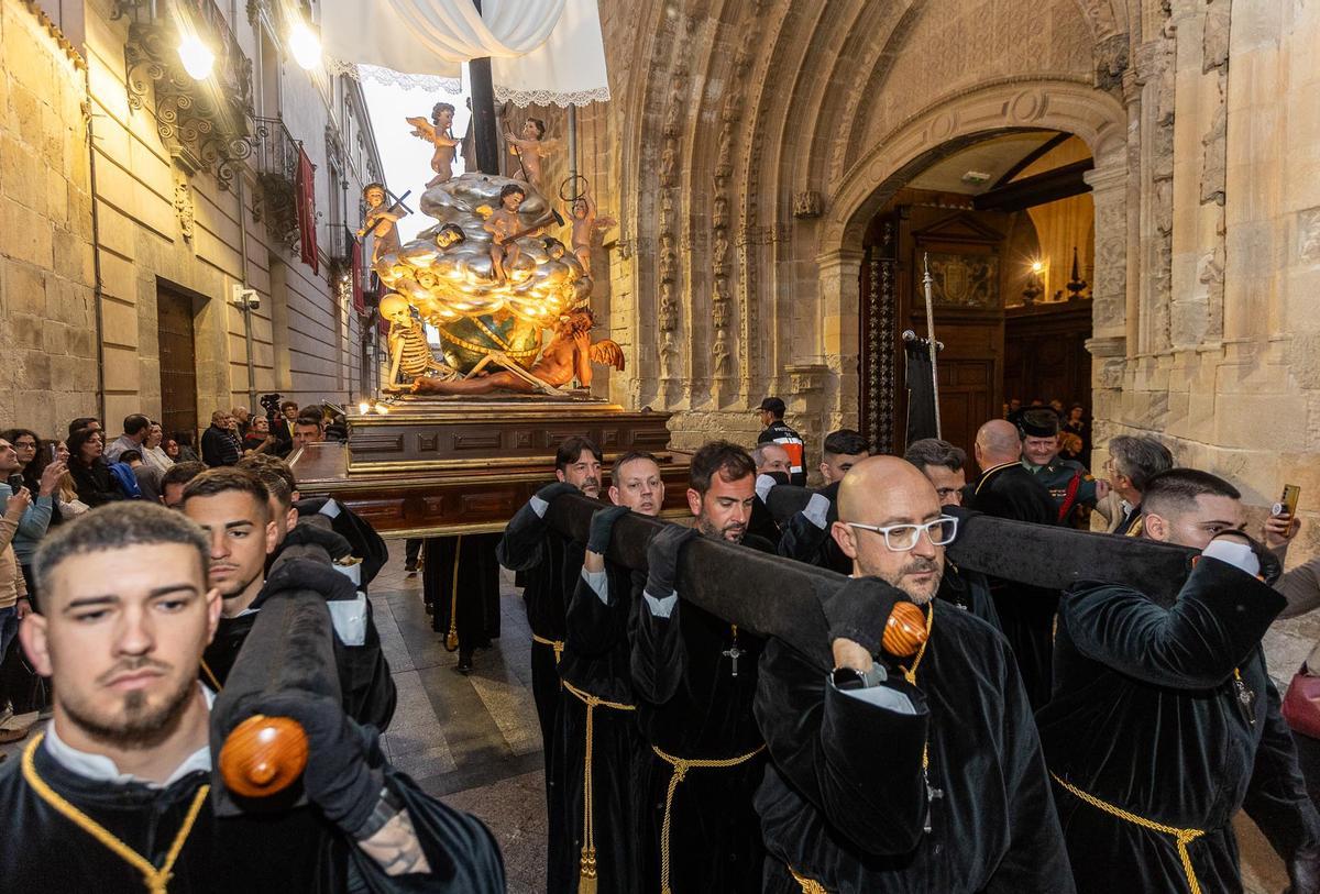 Procesión del Santo Entierro de Cristo en Orihuela