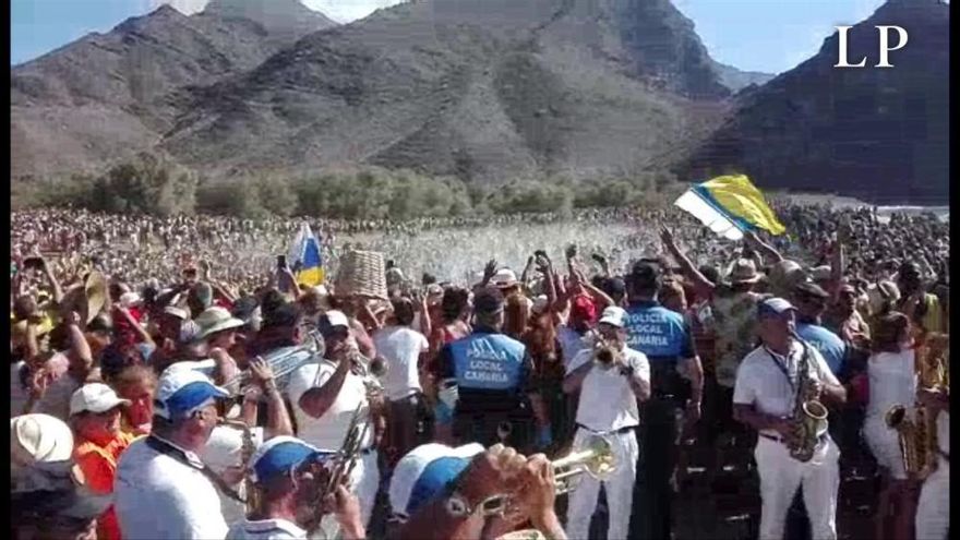 Fiesta del Charco 2019: La Aldea baila y pesca la lisa en El Charco