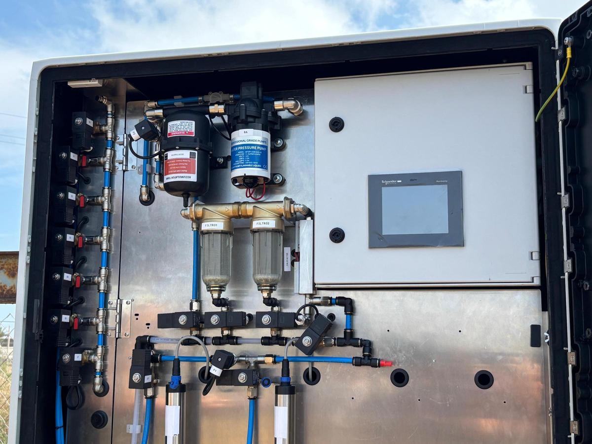 Todas las tomas para detectar en tiempo real bacterias en el agua que llega al mar.
