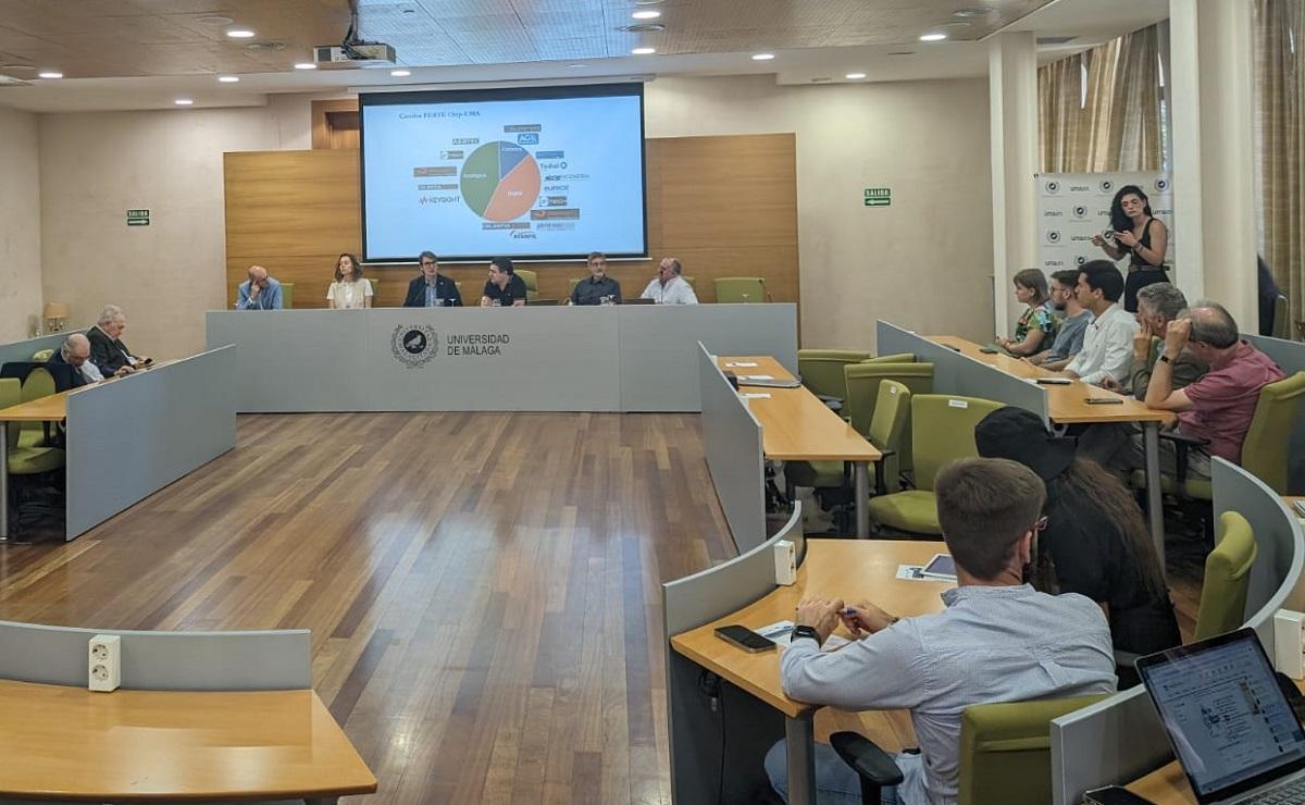 La presentación de la Cátedra Chip, en el Rectorado de la UMA.